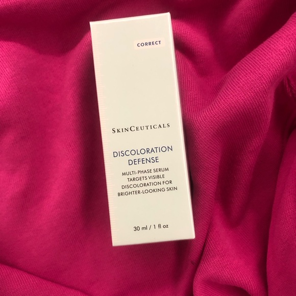SkinCeuticals Other - SkinCeuticals Discoloration Defense Serum - White